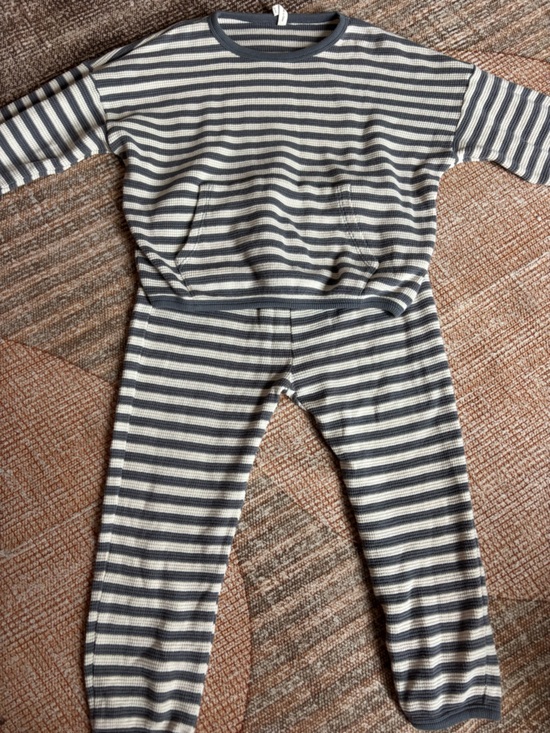 Quincy Mae Other - Quincy Mae thermal lounge set in gray and cream stripes